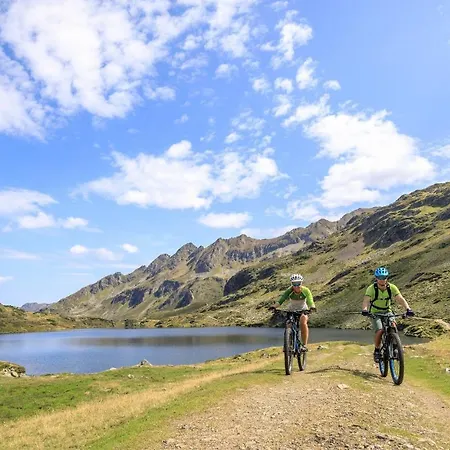 Linharterhof هاوس إم إنيستال